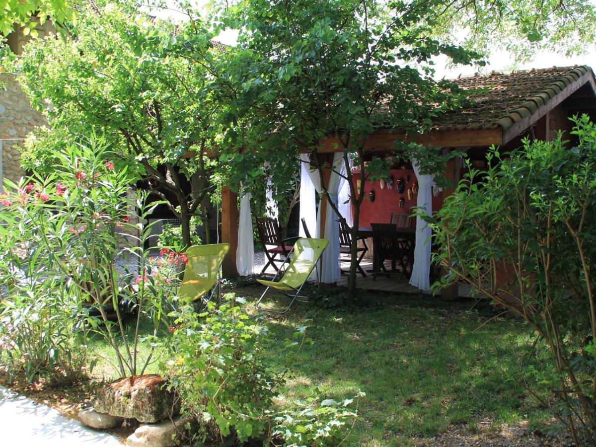 Bed and Breakfast Les Pascals Saint-Paul-les-Romans Экстерьер фото